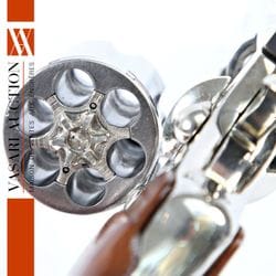 Armi e militaria a cura di Vasari Auction