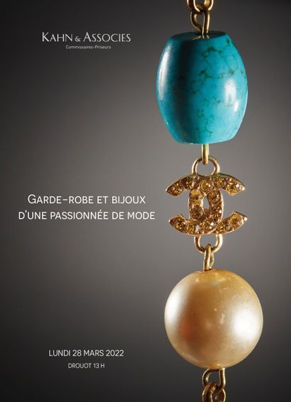 GARDE-ROBE ET BIJOUX D'UNE PASSIONNEE DE MODE partie 1