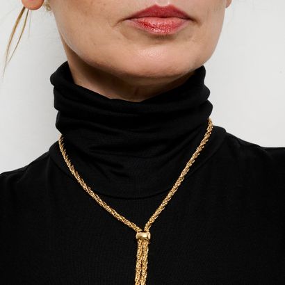 So Chic !  Luxury Leather Goods, Jewelry and Scarves