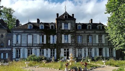 6- VENTE SUSPENDUE PARTS DE SOCIETE ET DROITS D'ASSOCIE : 27,40% DES PARTS DE LA SCI CHATEAU DE MANOU