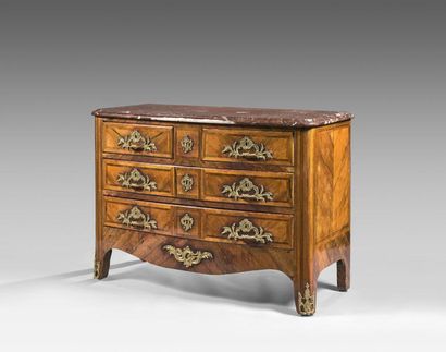 MOBILIER OBJETS D'ART