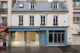 PARIS XVII - GUY MOQUET - IMMEUBLE