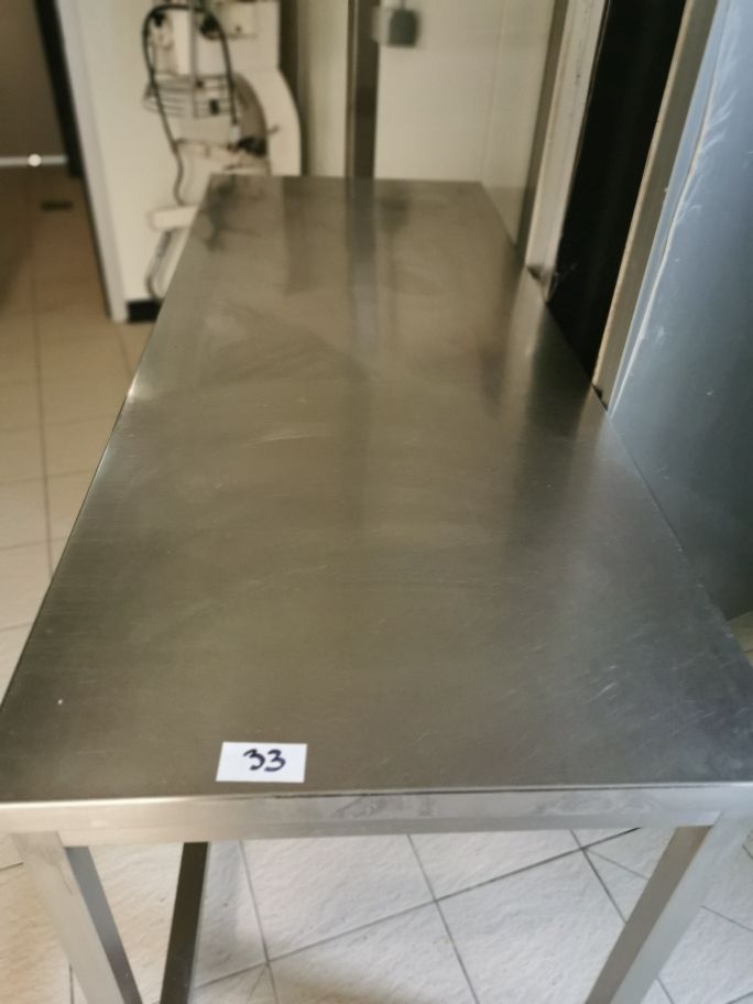 Null Stainless steel table