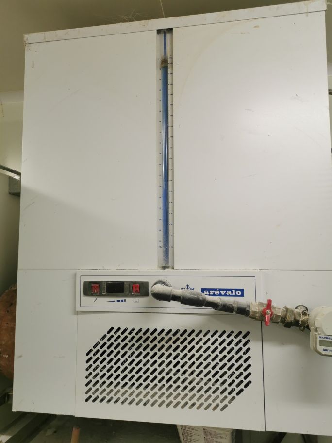 Null AREVALO water chiller with SAPPEL thermostat