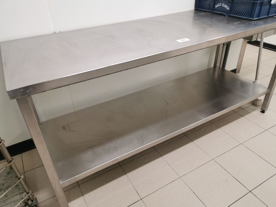 Null Table Inox