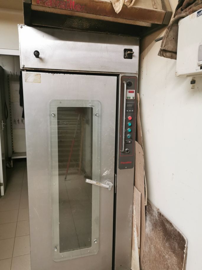 Null Ventilated oven brand PAVAILLER