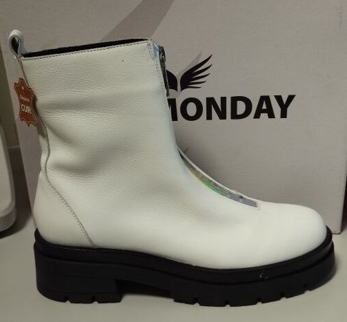 Null FREE MONDAY - Pair of Women's Boots, Color White, Size 38 ST74 FUNCTIONAL (&hellip;