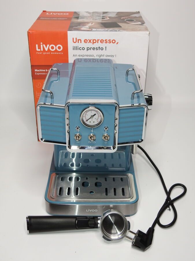 Null LIVOO DOD174 Machine à café expresso- Réservoir 1,5L - Bleu LIV352393009648&hellip;