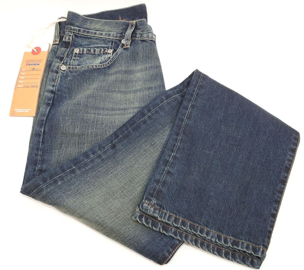 Null CHEFDEVILLE - Pantalon Jean Review Basic Taille W30 L32 US Coloris Bleu Dir&hellip;