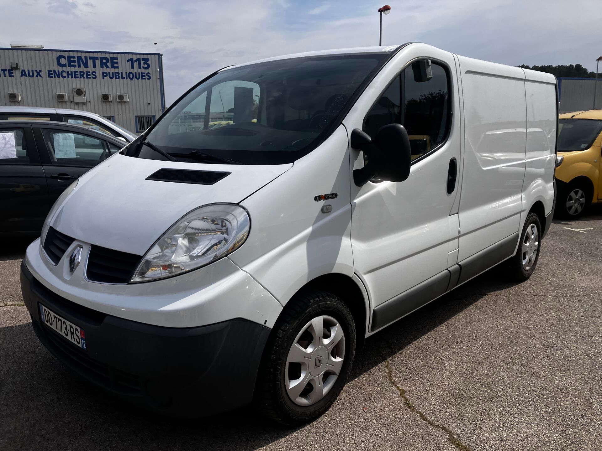 Null TRAFIC 2.0 DCI 90 CH
CTTE RENAULT TRAFIC 2.0 DCI 90 CH 2.0 DCI
Carrosserie &hellip;