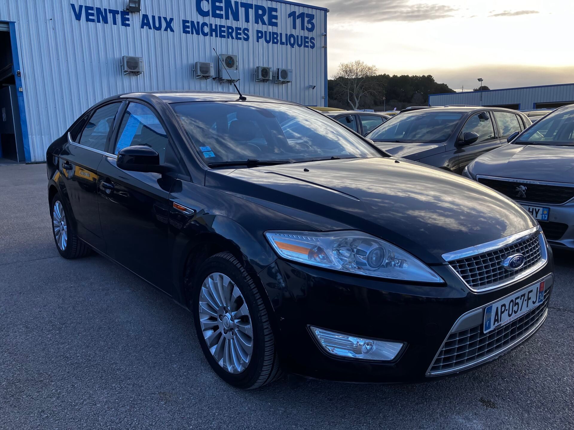 Null MONDEO 1.8 TDCI 125 CH
VP FORD MONDEO 1.8 TDCI 125 CH 1.8 TDCI
Carrosserie &hellip;