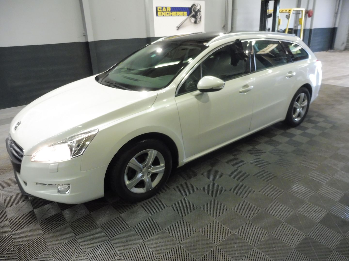 Null PEUGEOT 508 SW 1.6 E-HDI 115 ACTIVE 5P