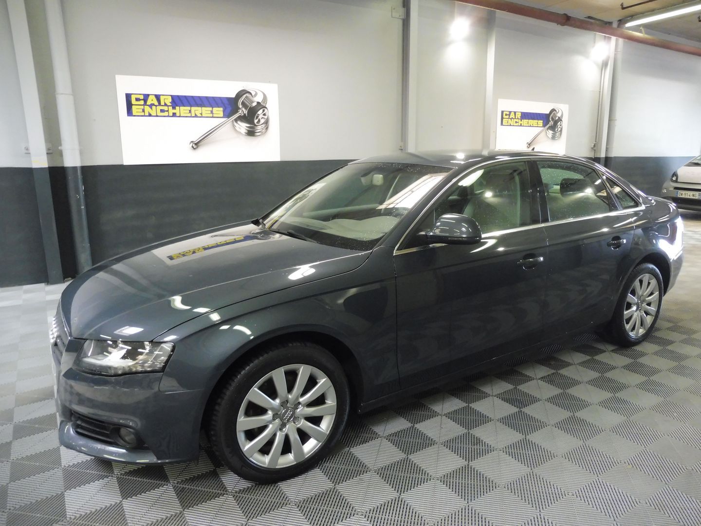Null AUDI A4 2.0 TDI 143 FAP AMBITION LUXE 4P