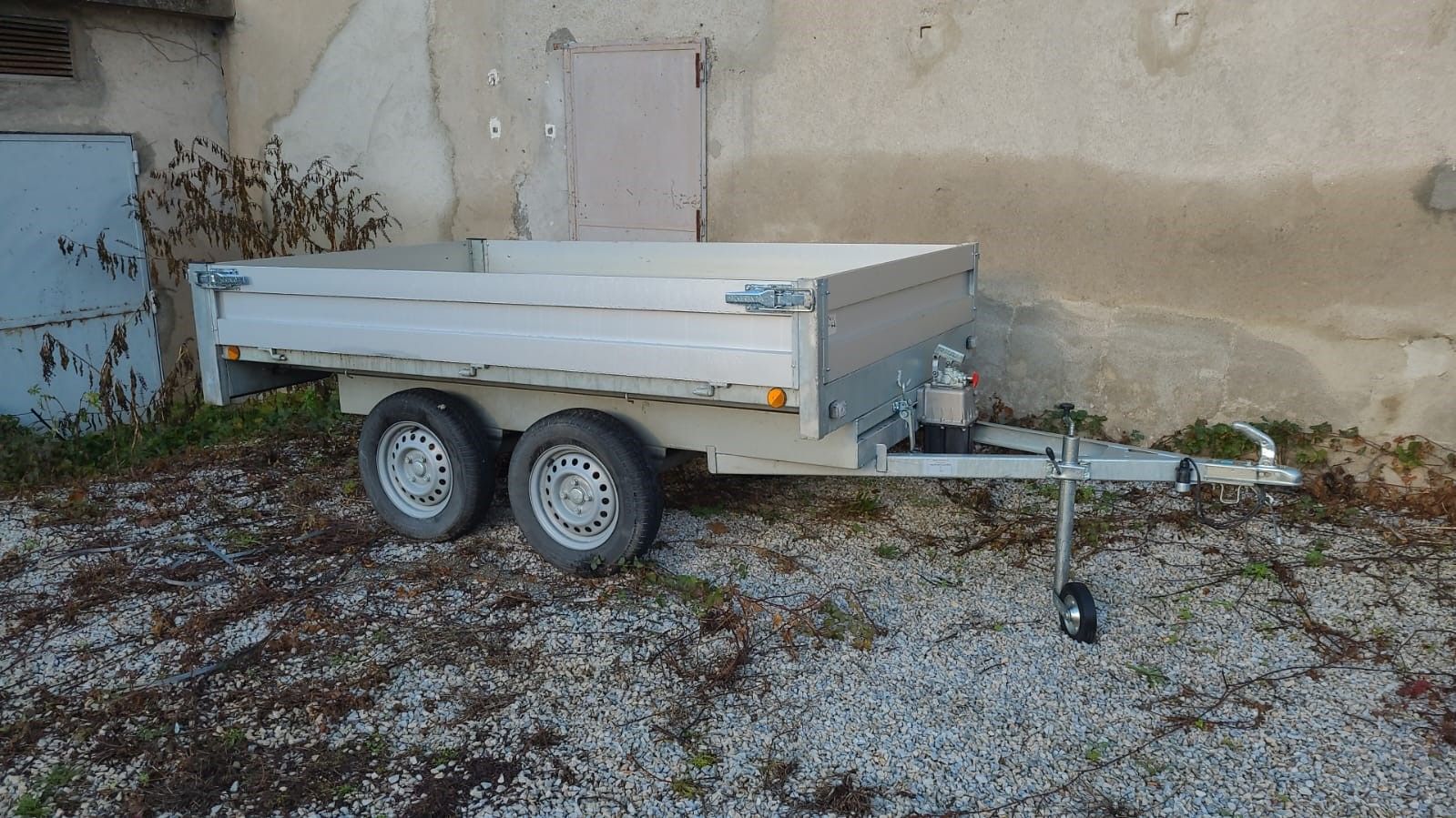 Null A hydraulic aluminium trailer of mark KERENZO registered GB-866-NN
1st put &hellip;