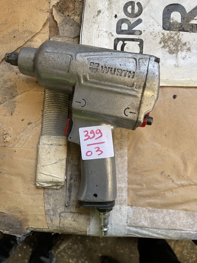 Null SALE BY DESIGNATION - LOCATED IN LINAS (91310) : 1 pneumatic riveting machi&hellip;