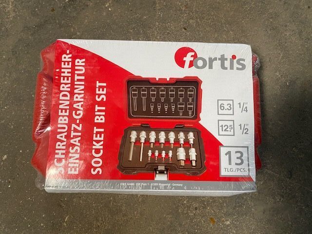 Null 1 NEW 13 PIECE SOCKET WRENCH CASE FORTIS