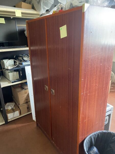 Null SUR DESIGNATION SE TROUVANT A EVRY COURCOURONNES (91) - 1 armoire en bois d&hellip;