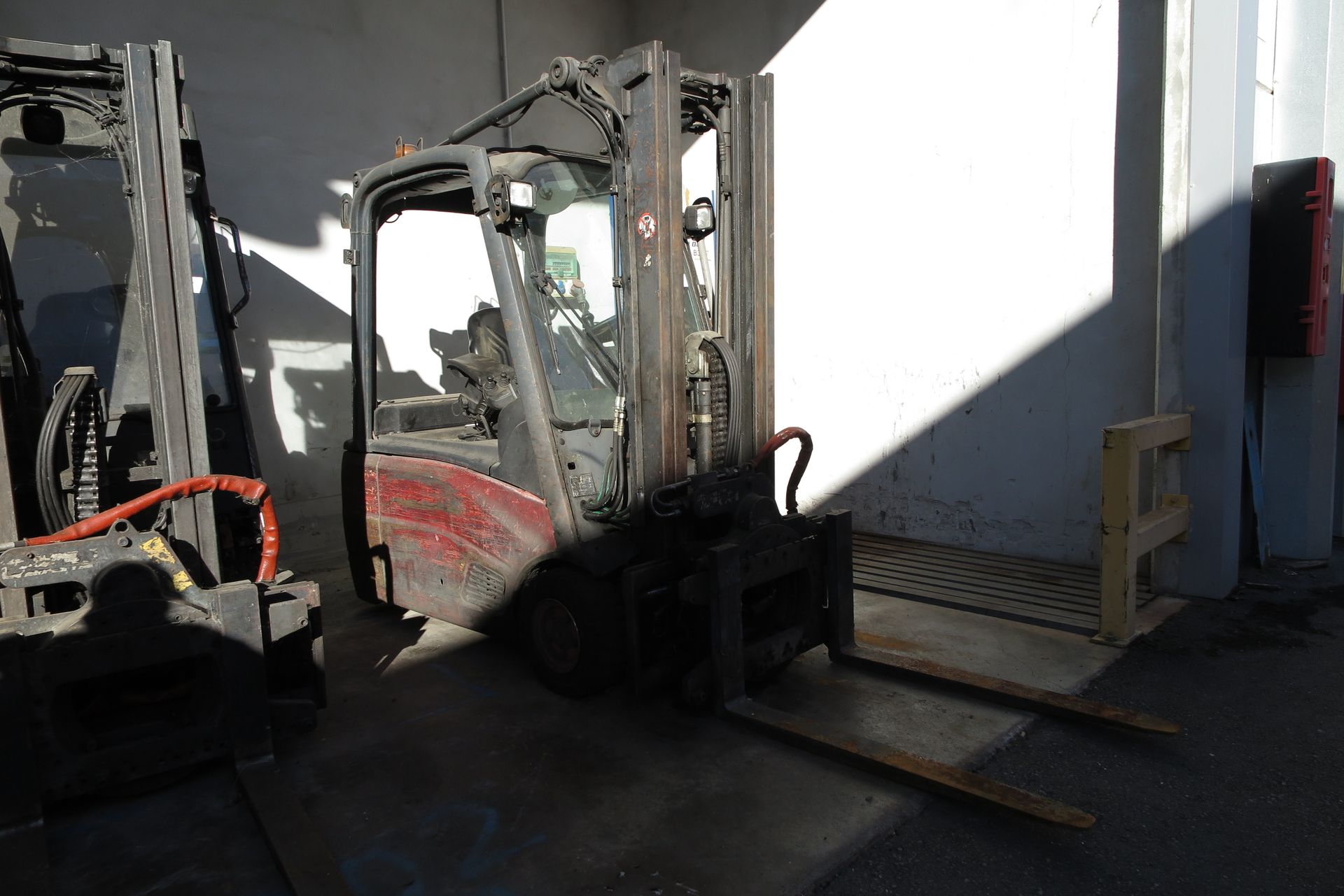 Null 1 electric forklift FENWICK E16 Year: 2008 (Internal number 5330) For parts&hellip;