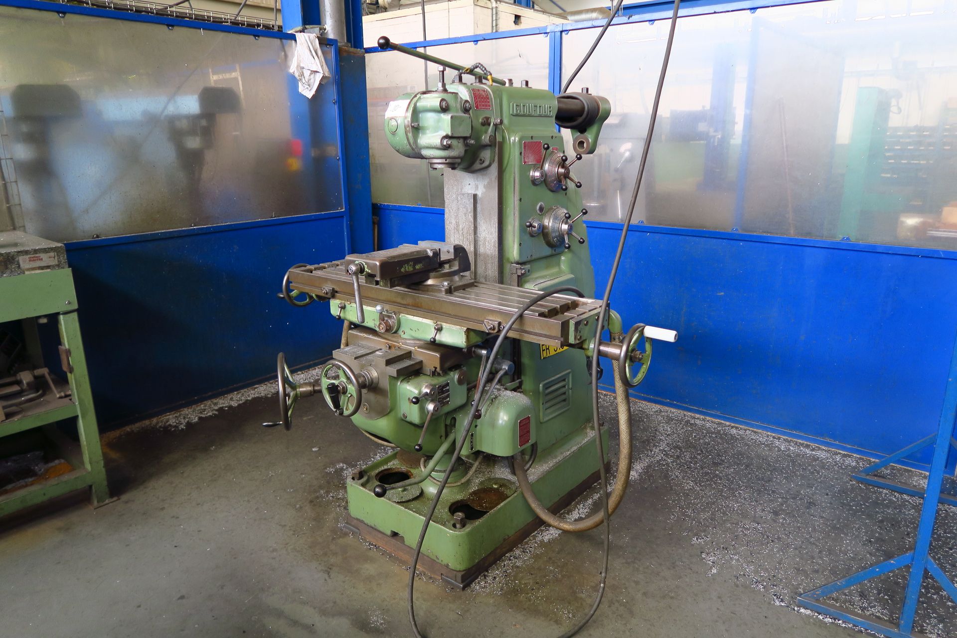 Null DUFOUR milling machine (FR31A04), type 01/0251, N°N2253F51, year 1986, no v&hellip;