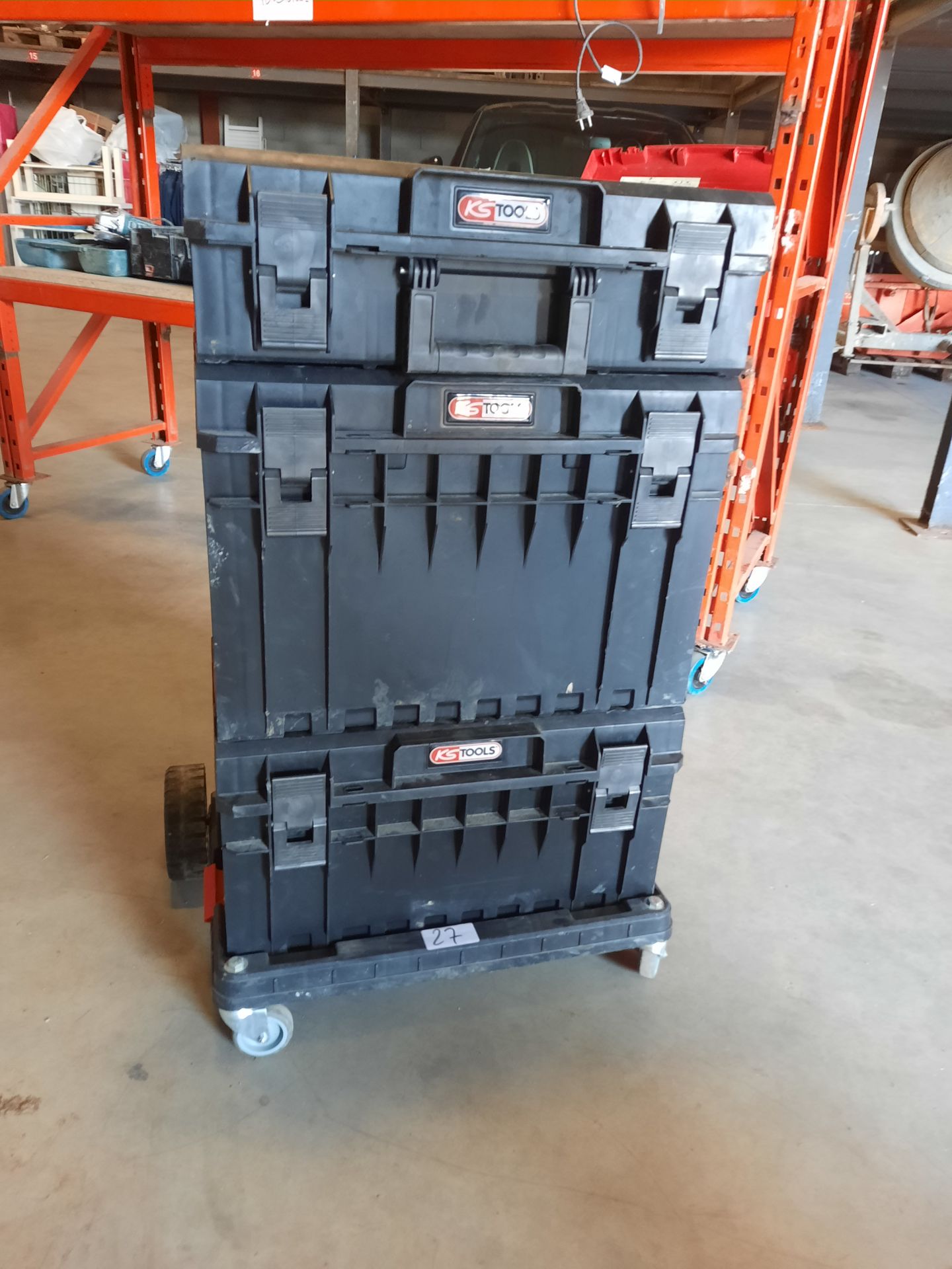 Null 1 cart consisting of 3 stackable KS TOOLS compartmentalized cases