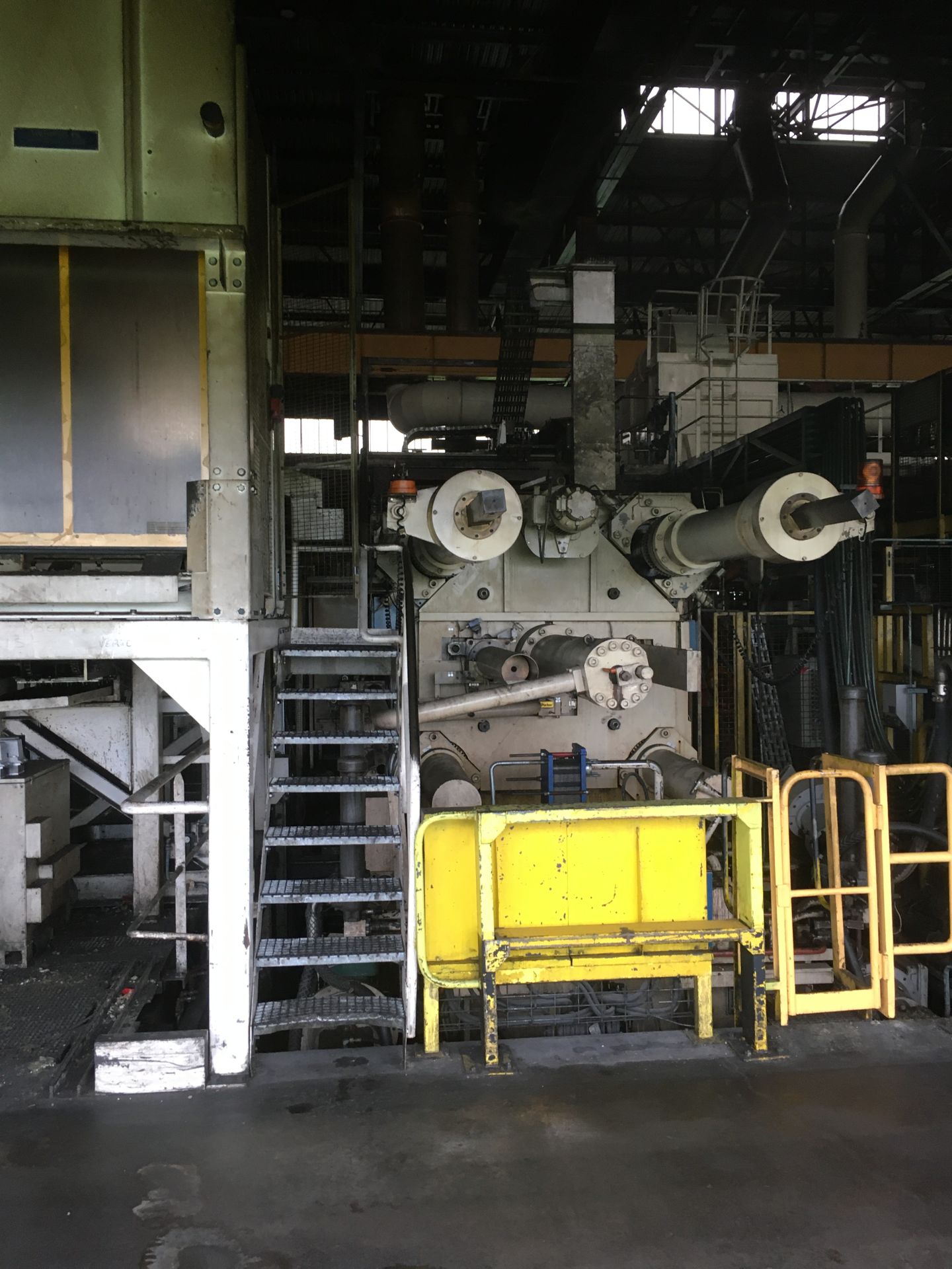 Null 
2000T6 - 1 automated injection moulding machine currently out of order, co&hellip;