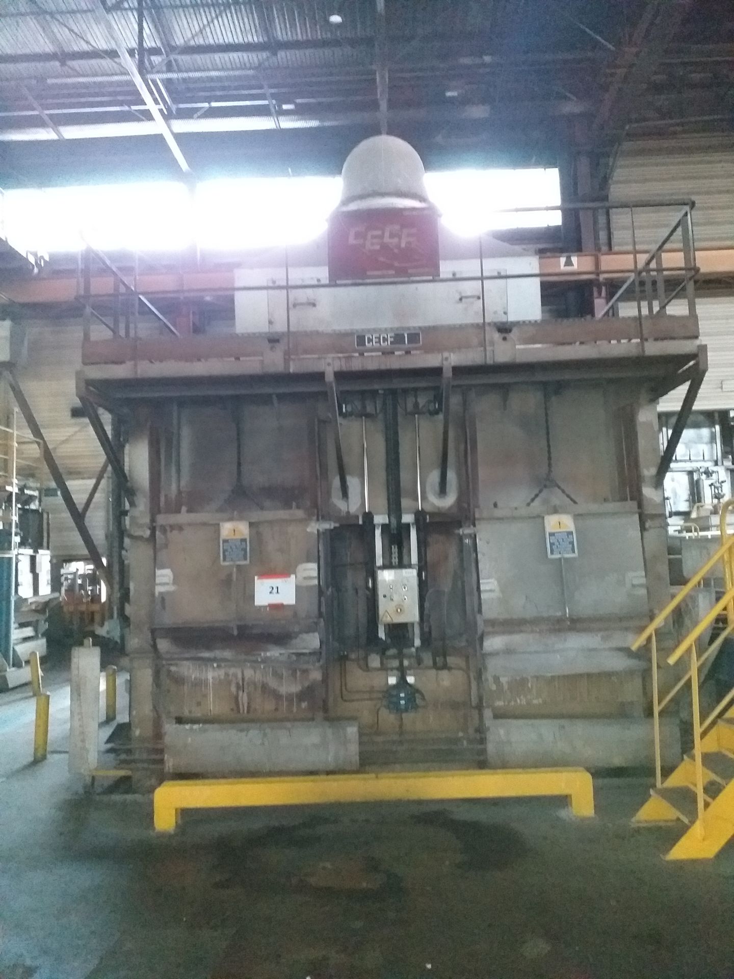 Null 
CECF1 OVEN - 1 CECF maintenance oven, year 06/1985, capacity 30 Tons in ma&hellip;