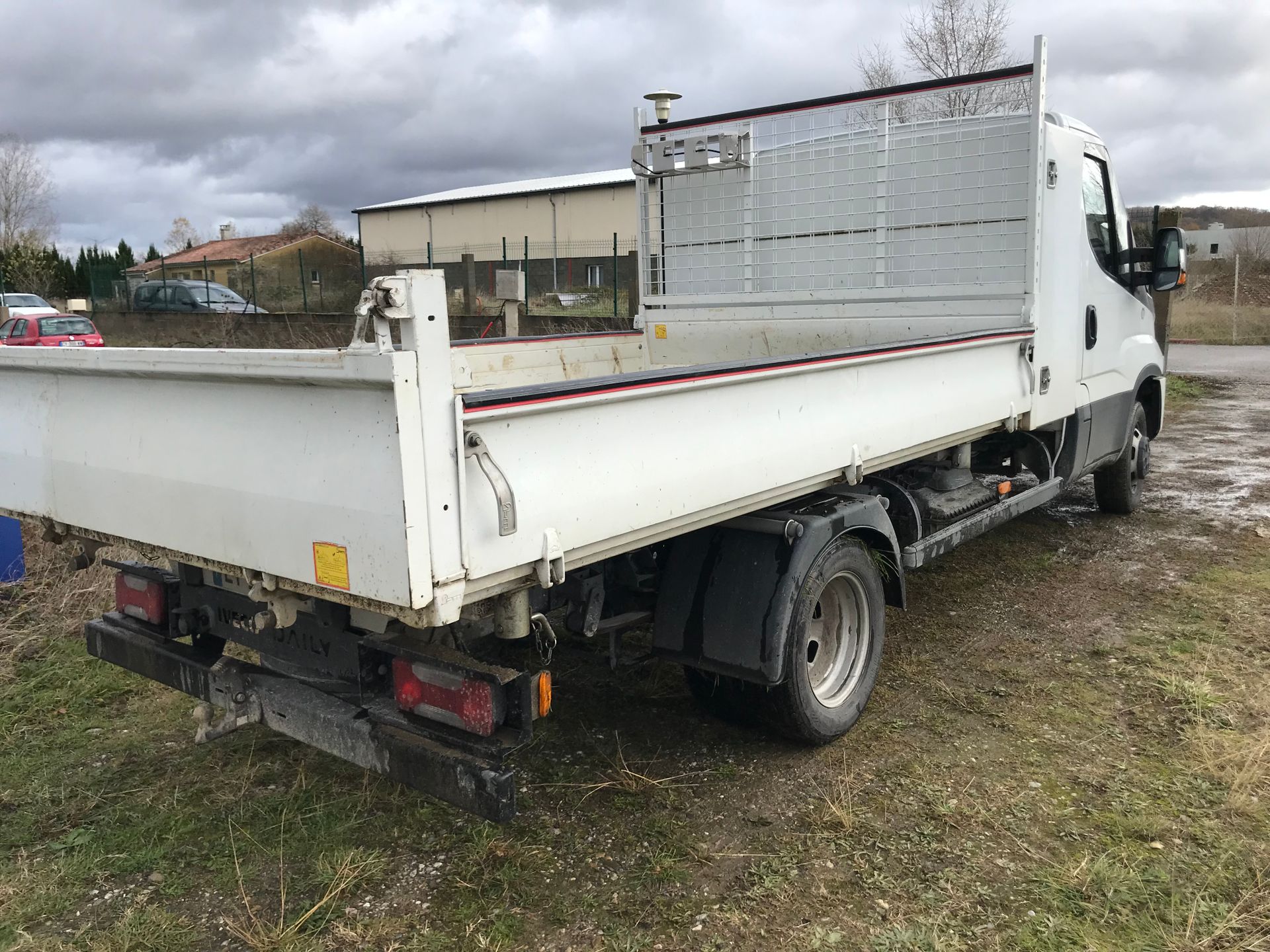 Null 
a tipper van of mark IVECO registered ET-221-FA put into circulation on th&hellip;