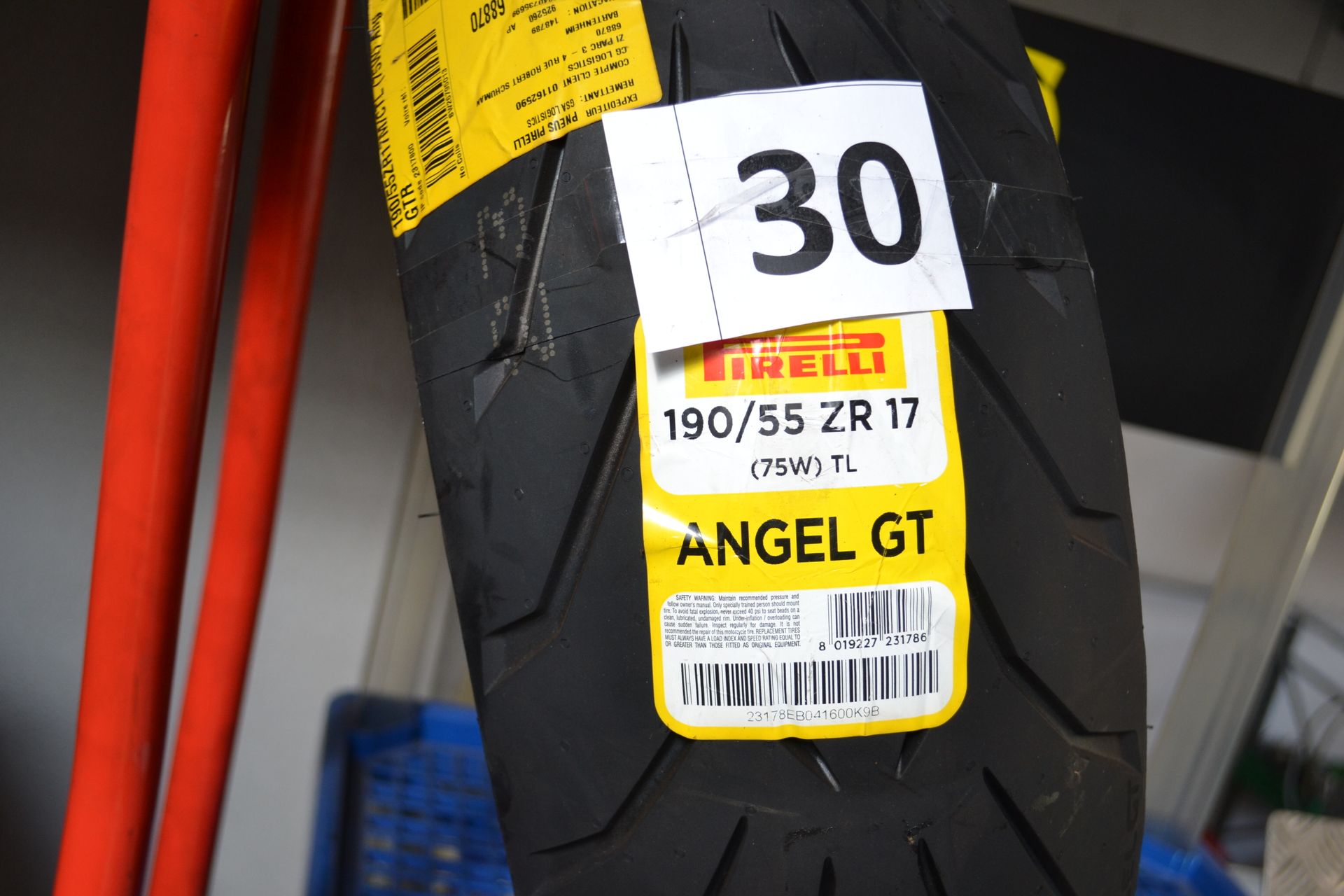 Null PIRELLI ANGEL GT tire, 190*55*ZR17, year of manufacture 2016