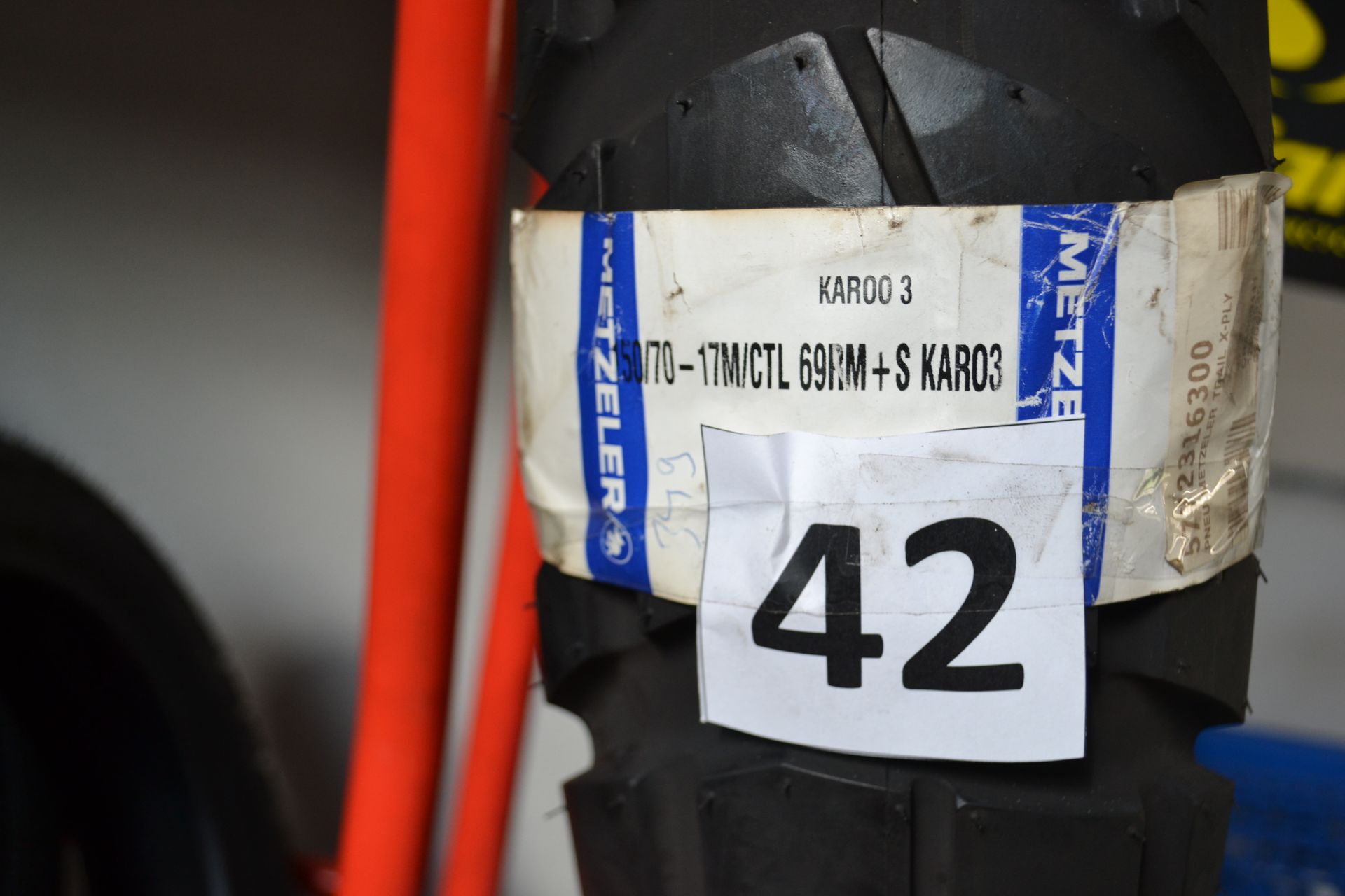 Null METZELER KAROO 3 tire, 150*70*R17, year of manufacture 2013