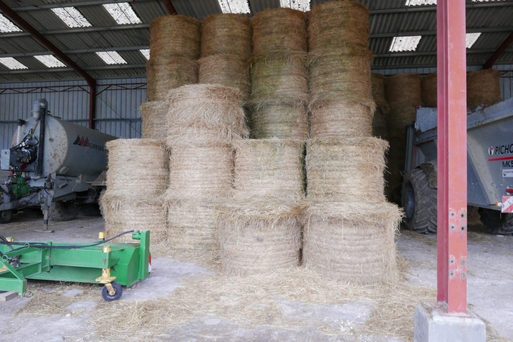 Null Batch of 20 bales of hay, approx. 400kg