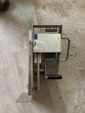 Null Professional slicer. In used condition. The machine has not been tested for&hellip;