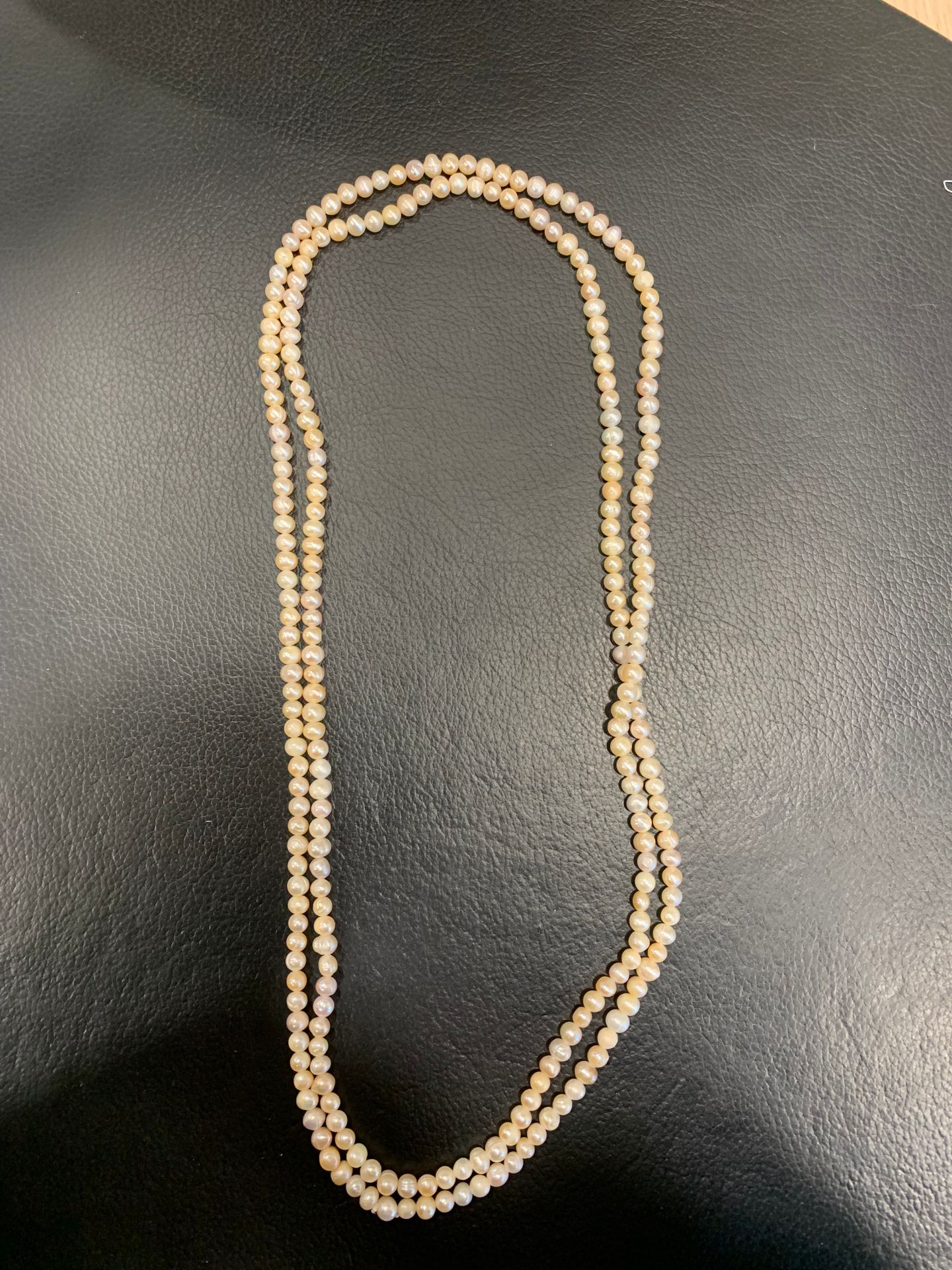 Null Sautoir de perles culture blanches de 1,60 m
