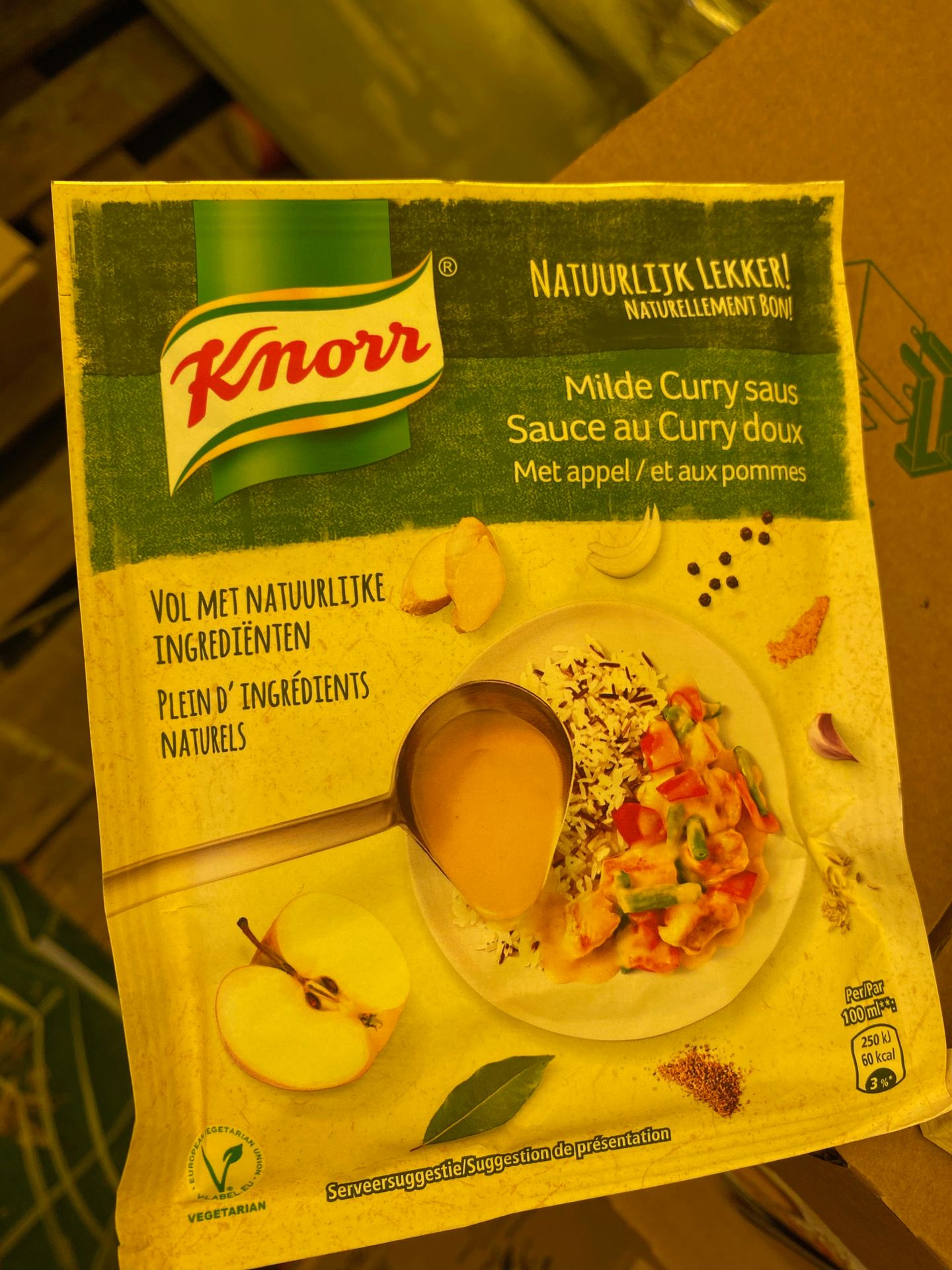 Null Lot of 400 bags of curry sauce knorr dlc outdated