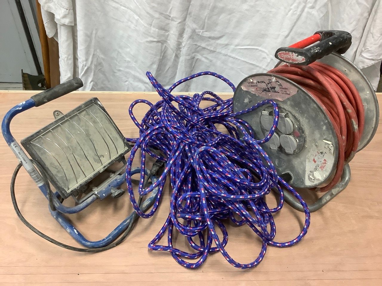 Null Enrouleur de câble électrique, halogène et corde