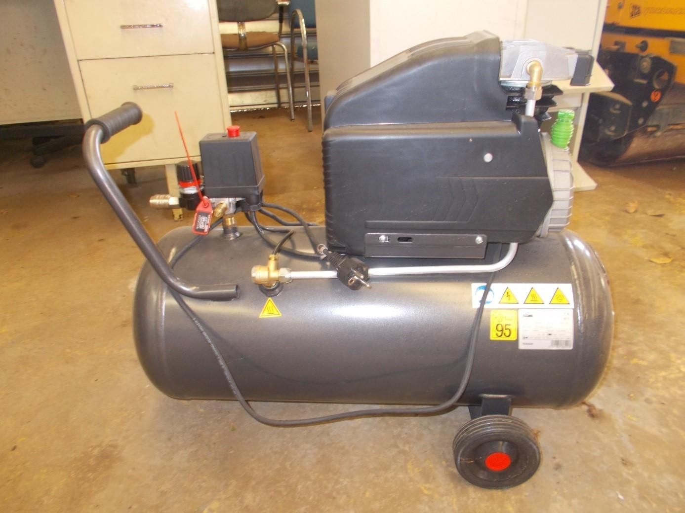 Null 2107MARTBR01061
AIR COMPRESSOR 50L. WORKS VERY WELL. NOT IN COMPLIANCE WITH&hellip;