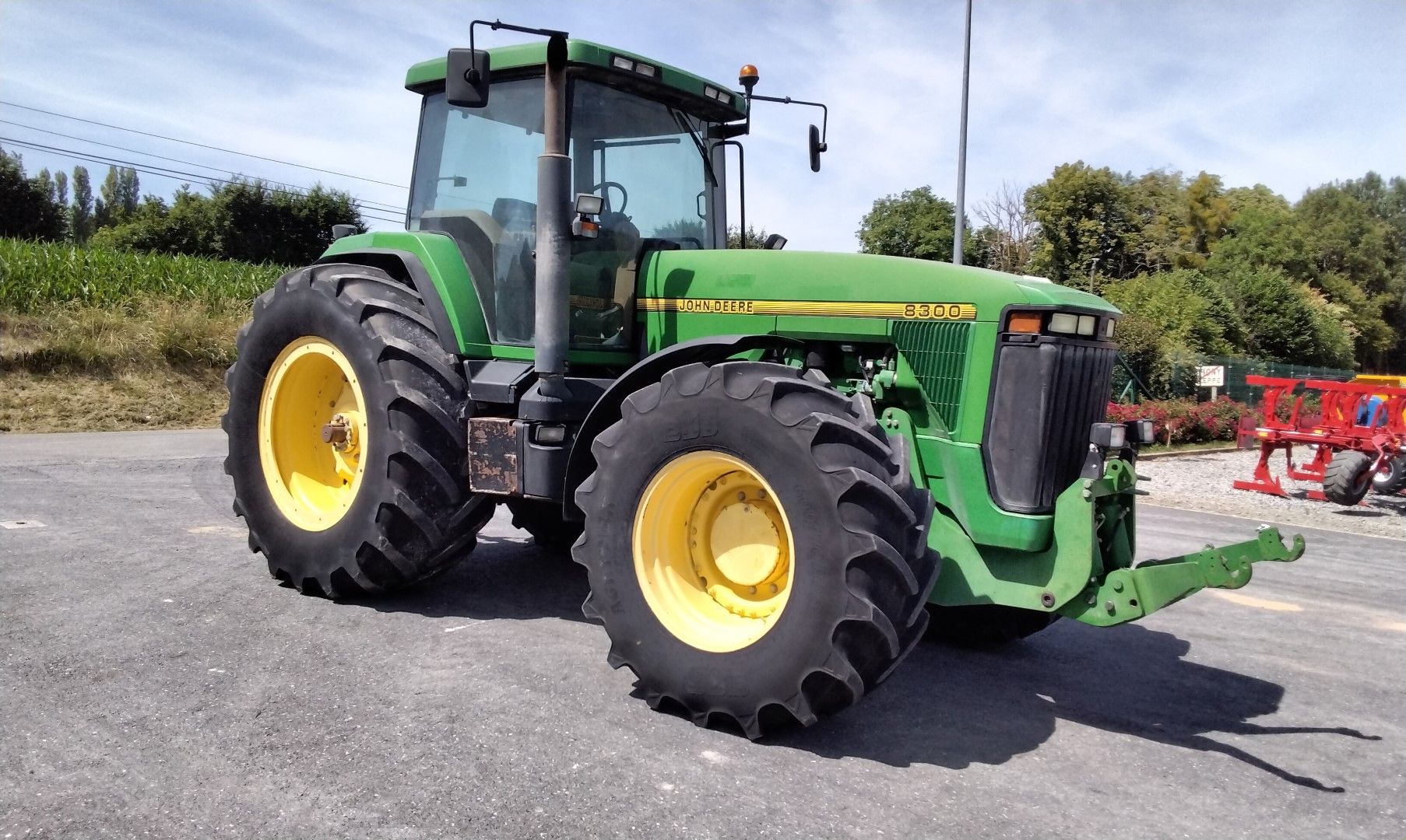 Null 
Tracteur agricole d'occasion
Marque : JOHN DEERE

Type : 8300 

Série : RW&hellip;