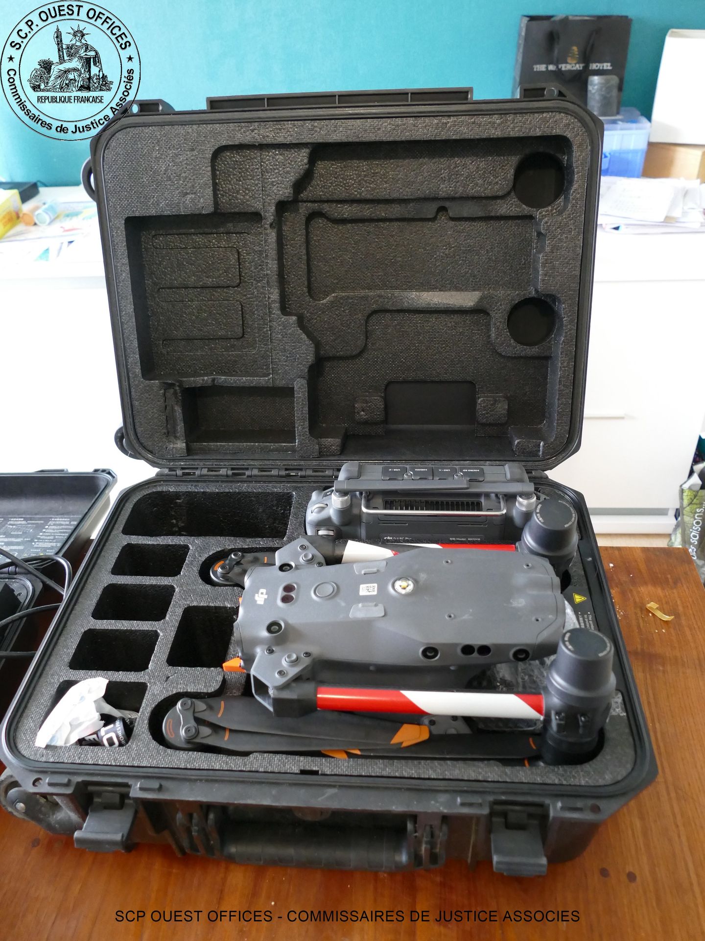 Null Un drone de marque «DJI» modèle «M30T» homologué S1, S2 et S3 avec caméra t&hellip;