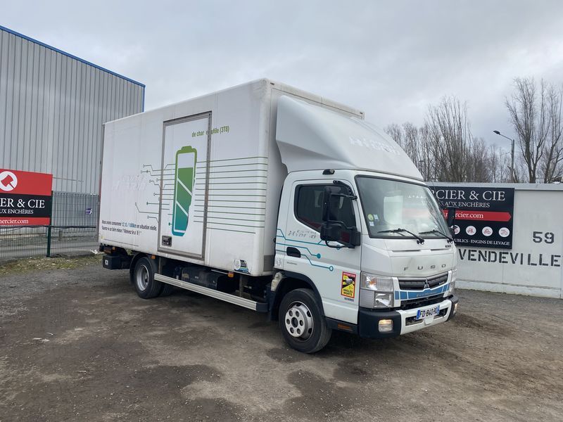 Null CAM FUSO FUSO CANTER 3,0L HYBRID AVEC HAYON - PTAC 7,5T - AN 2019 - 187829K&hellip;