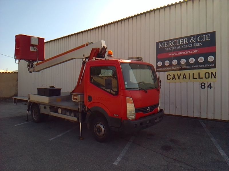 Null VASP NISSAN CABSTAR 35.11 AVEC NACELLE MULTITEL 16 M - Dmec : 26/02/2008-93&hellip;