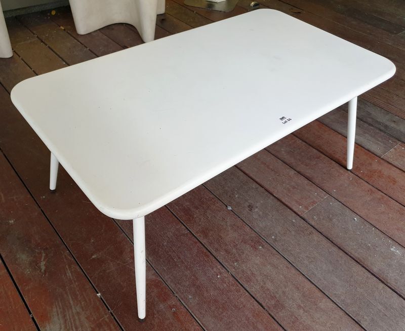Null MAISONS DU MONDE OUTDOOR COFFEE TABLE IN WHITE LACQUERED STEEL. 37 X 90 X 5&hellip;