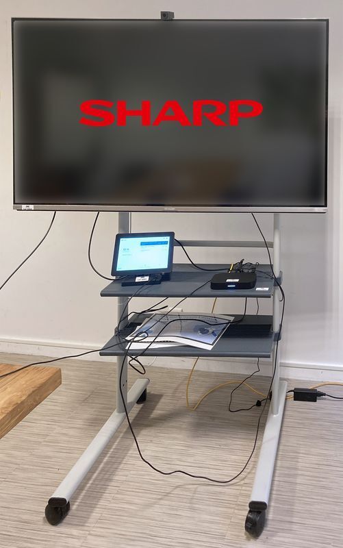 Null SHARP 65 INCH TELEVISION MODEL LC-65XUF877ES. SOLD WITH WHEELED STAND. 3 UN&hellip;