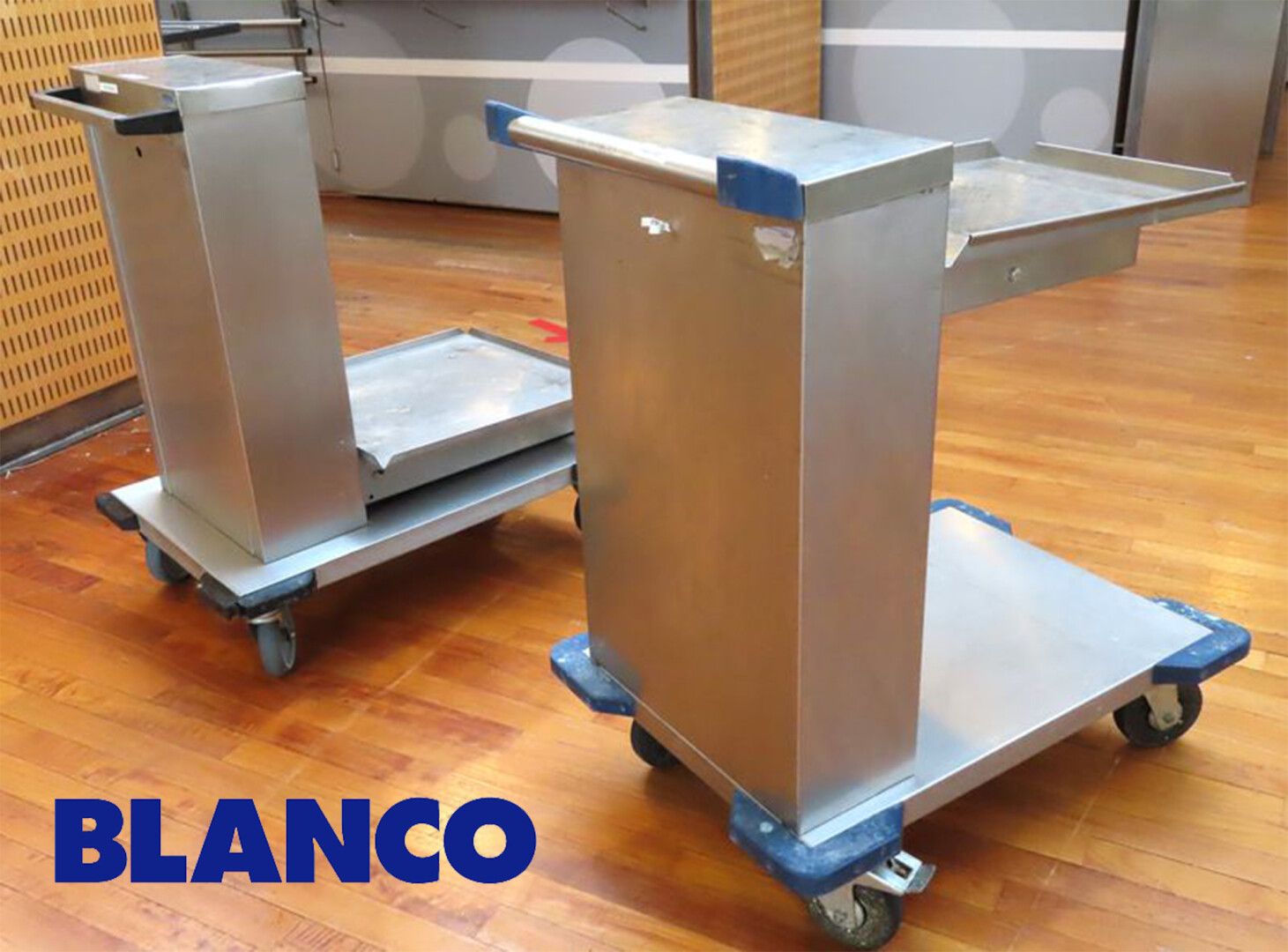 Null 2 STAINLESS STEEL TRAY TROLLEYS WITH CONSTANT LEVEL, 1 BLANCO AND 1 SOLD AS&hellip;