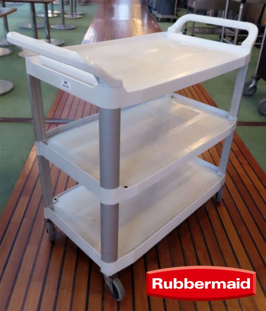 Null RUBBERMAID SERVICE TROLLEY WITH 3 LEVELS IN ANODISED ALUMINIUM AND NYLON. 9&hellip;
