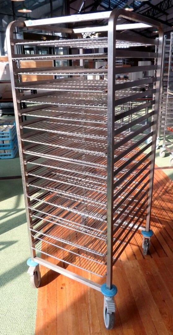 Null LADDER TROLLEY WITH 18 LEVELS, BRAND TCB. SOLD WITH ITS 18 GRIDS. 160,5 X 7&hellip;