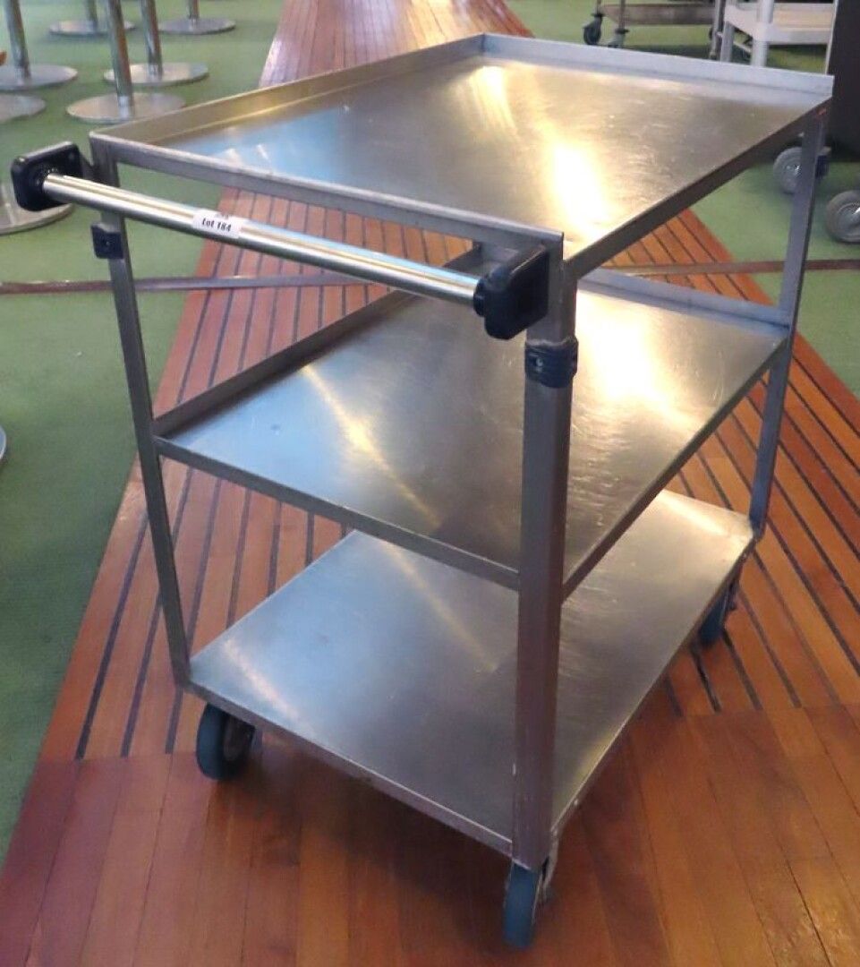 Null STAINLESS STEEL SERVING TROLLEY WITH 3 LEVELS. 86,5 X 86 X 54,5 CM.