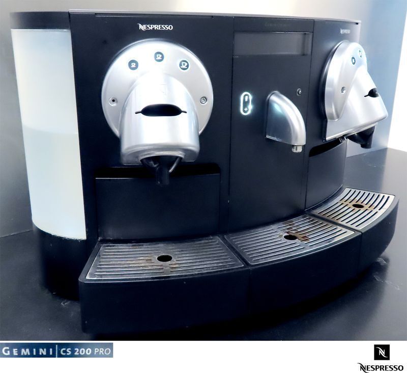 Null MACHINE A CAFE DE MARQUE NESPRESSO MODELE GEMINI CS200 PRO A 2 BECS VERSEUR&hellip;