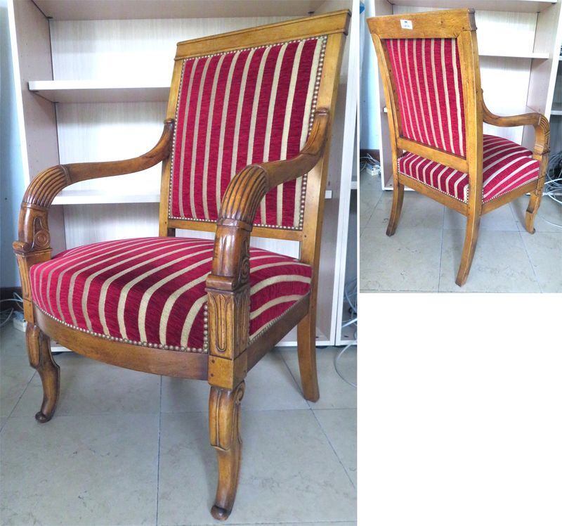 Null FAUTEUIL STYLE NAPOLEON III EN CHENE CLAIR, DOSSIER ET ASSISE EN TISSUS VEL&hellip;