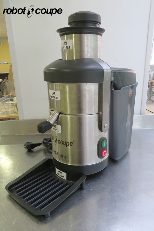 Null CENTRIFUGE JUICE EXTRACTOR BRAND CUTTING ROBOT MODEL J80 ULTRA. CAFETERIA