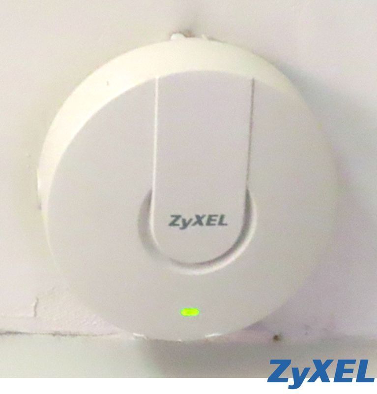 Null BORNE WIFI DE MARQUE ZYXEL. 15 UNITES. VENDU A L'UNITE AVEC FACULTE DE REUN&hellip;