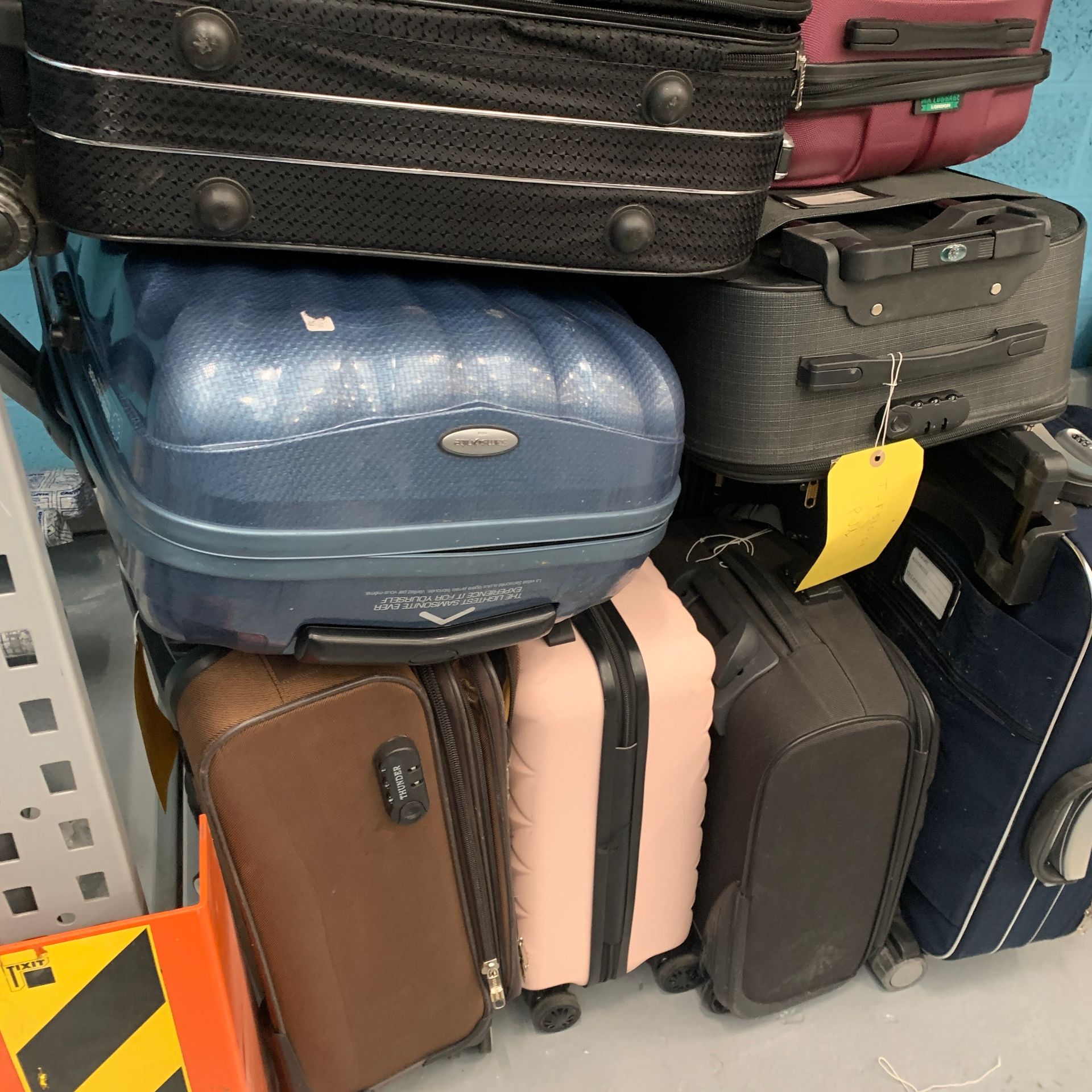 Null Lot of 12 used suitcases